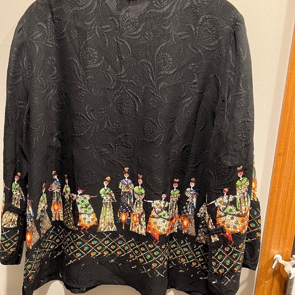 305. Citron 100% Silk Blouse Size Medium - Picture 6 of 10